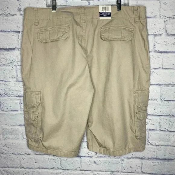 Architect Men’s Activeflex Cargo Shorts in Stone - Picture 5 of 6
